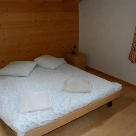 Anne - 2- Stock By Interhome *